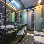 Black Diamond 4* Τίρανα