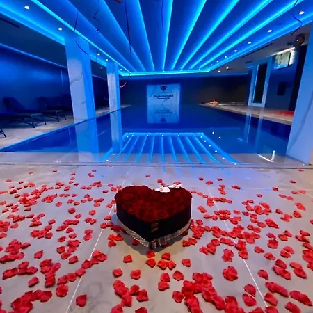 Black Diamond 4* Tirana