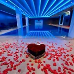 Black Diamond 4* Tirana