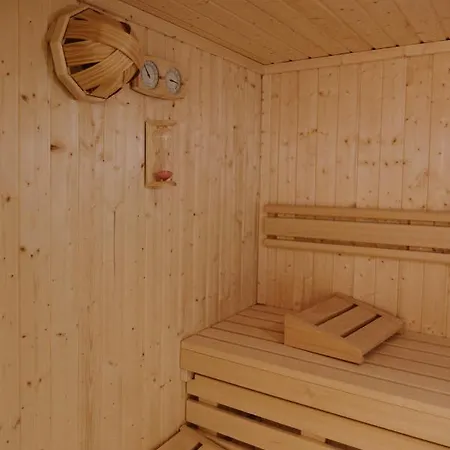 فندق Black Diamond 4*