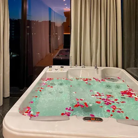 فندق Black Diamond