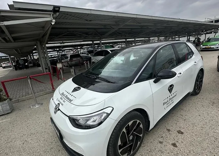 Black Diamond 4* Tirana